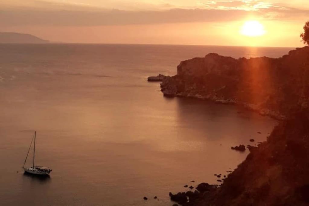 Casa Vacanze Il Nido - 4 Stelle Milazzo Eksteriør billede